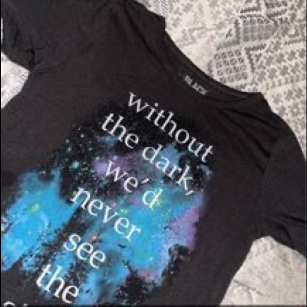 Cropped tee size large